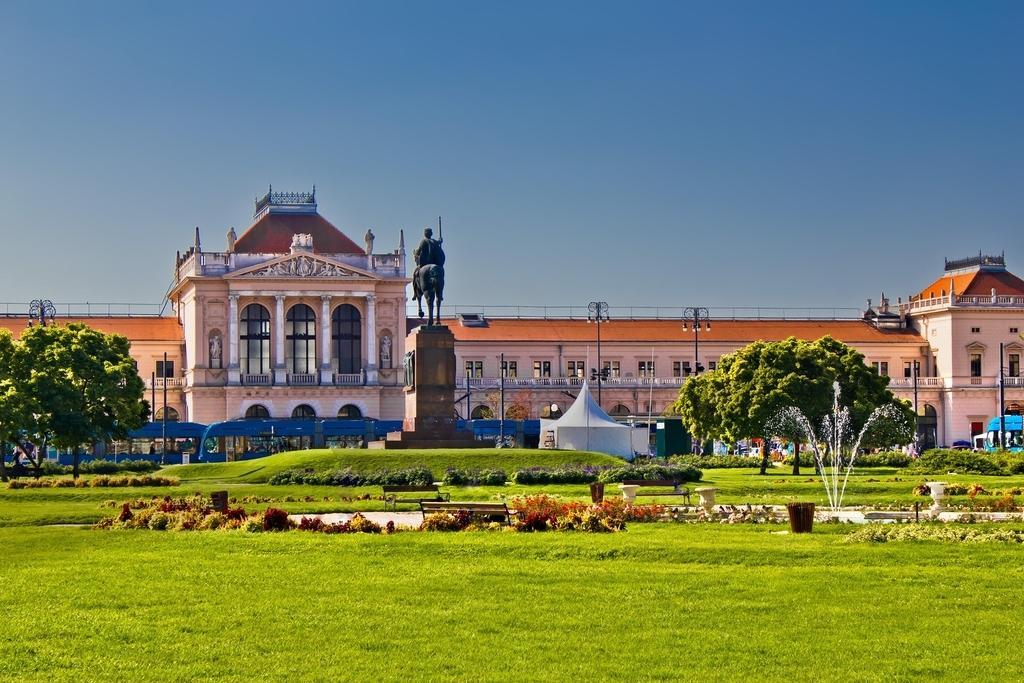 Apartment Petar I Dora Zagreb Oda fotoğraf